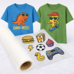 Camisetas personalizadas con ilustraciones coloridas y divertidas y rollo de transfer textil con diseños de comida, deporte y juegos.